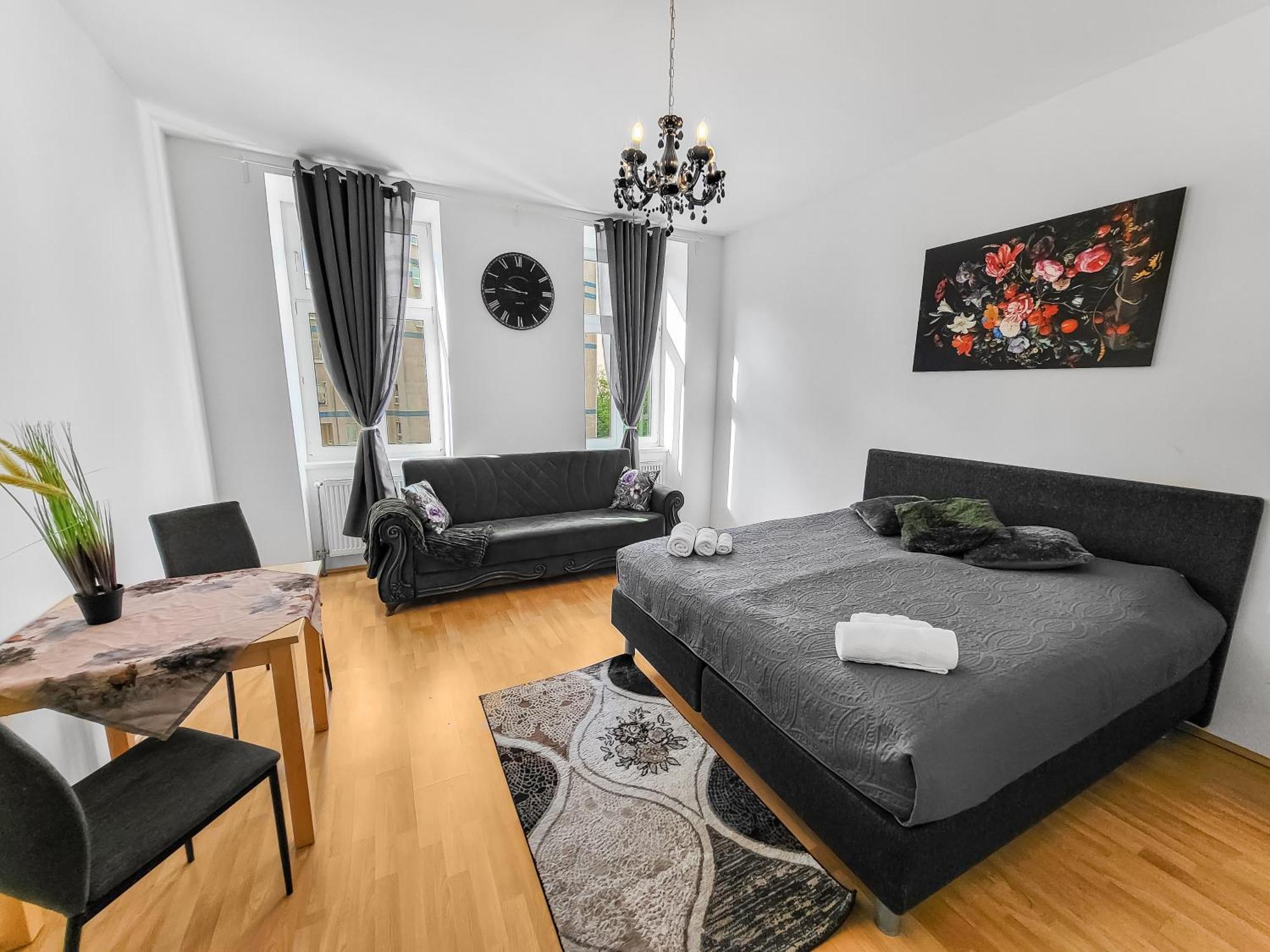 Elegant Three-Bedroom Suite Vienna Esterno foto